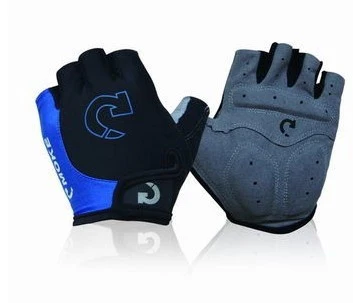 Cycling equipment gloves - Image 3