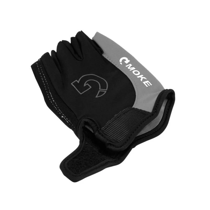 Cycling equipment gloves - Image 9