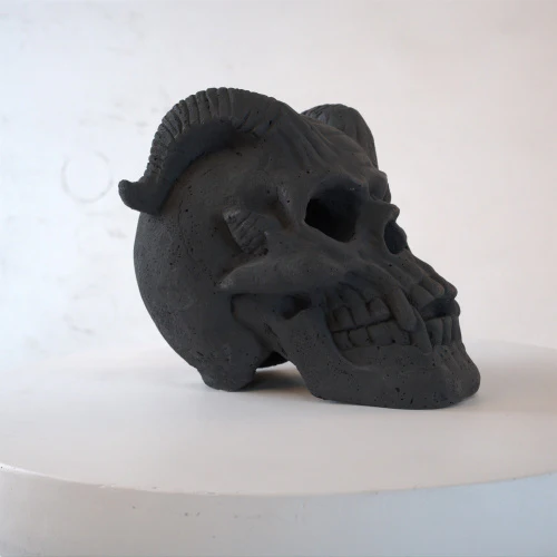 Fireproof Skull Gas Log Halloween Decor - Image 2
