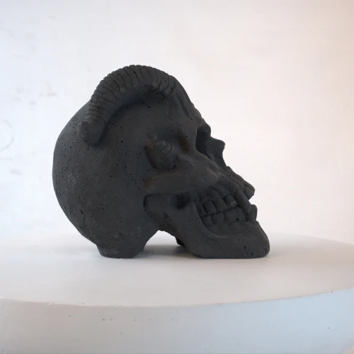 Fireproof Skull Gas Log Halloween Decor - Image 6